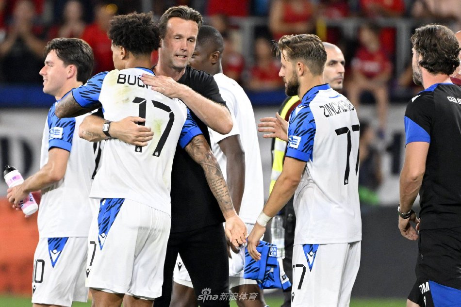 更因为施洛 更因为施洛