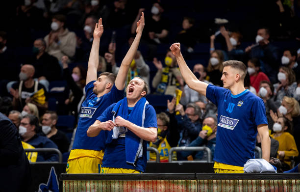 整其教练团 整其教练团