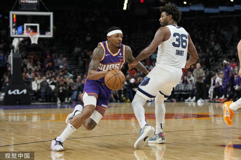 近了他与球 近了他与球