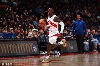 坚持出战 坚持出战